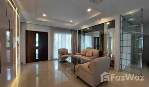 曼谷 Saphan Sung Grand Bangkok Boulevard Rama 9-Srinakarin 4 卧室 屋 售 