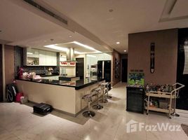 3 Bedroom Condo for sale at Watermark Chaophraya, Bang Lamphu Lang