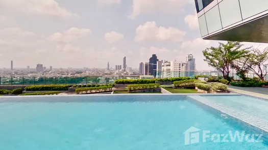 Фото 1 of the Communal Pool at Centric Sathorn - Saint Louis