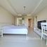 1 Schlafzimmer Wohnung zu verkaufen im Pine Shores Condominium, Nong Prue, Pattaya