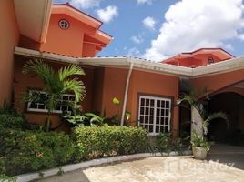 3 Bedrooms House for sale in Portobelo, Colon CALLE CIRCUNVALACIÃ“N LEONARDO C, A 5 KLM DE PLAYA LA ANGOSTA 1, Portobelo, ColÃ³n