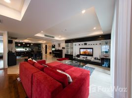 3 Bedrooms Condo for rent in Khlong Tan, Bangkok La Vie En Rose Place