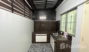 3 Schlafzimmern Reihenhaus zu verkaufen in Bang Toei, Nakhon Pathom 