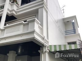 在曼谷出售的4 卧室 联排别墅, 曼盼, 曼盼, 曼谷