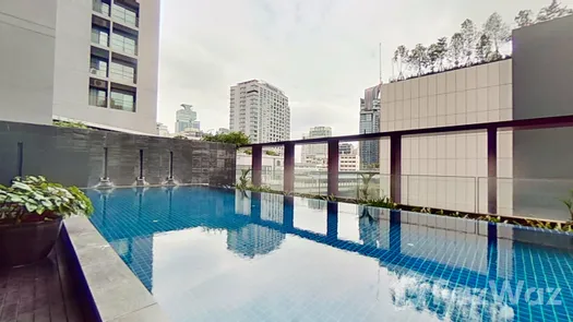 图片 1 of the Communal Pool at Noble Remix