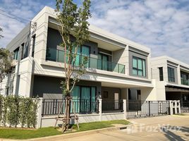 4 Bedroom House for rent at Centro Bangna, Bang Kaeo, Bang Phli, Samut Prakan, Thailand