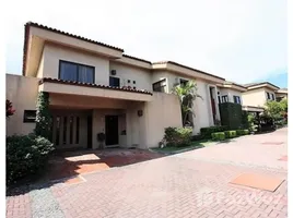 在Countryside Condominium For Rent in San Rafael租赁的3 卧室 住宅, Escazu