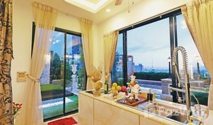 曼谷 Phra Khanong Nuea Vista Garden 4 卧室 顶层公寓 售 