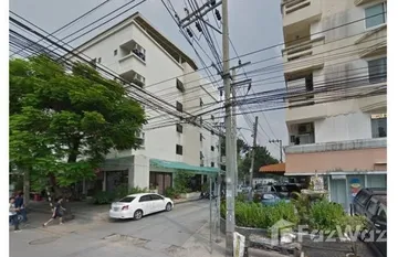 Flora Condo Ville in ทุ่งสองห้อง, 曼谷