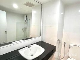 1 спален Квартира на продажу в Baan Krungthai Condotel, Wat Ket