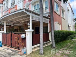 3 Bedroom Townhouse for rent at Urban Sathorn, Bang Chak, Phasi Charoen, Bangkok