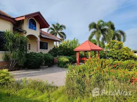 3 Schlafzimmer Villa zu verkaufen in Lat Yao, Nakhon Sawan, Nong Yao, Lat Yao