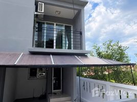 4 Schlafzimmer Reihenhaus zu vermieten in Bang Lamung, Pattaya, Bang Lamung, Pattaya