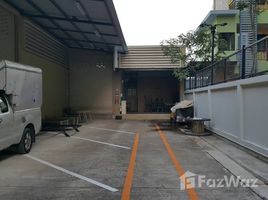 1,372 кв.м. Office for rent in Нонтабури, Bang Bua Thong, Нонтабури