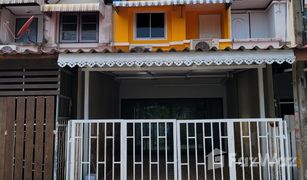 2 Schlafzimmern Reihenhaus zu verkaufen in Nuan Chan, Bangkok Suan Thip Village