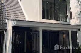 4 bedroom ทาวน์เฮ้าส์ for sale at in กรุงเทพมหานคร, ไทย