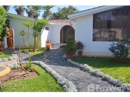 4 Bedroom House for sale in Lima District, Lima, Lima District