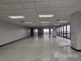 240 m2 Office for rent at Sun Towers, Chomphon