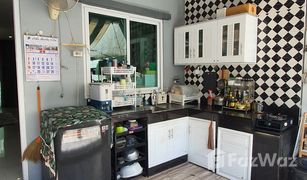 3 Schlafzimmern Reihenhaus zu verkaufen in Bang Kaeo, Samut Prakan Bless Town Srinakarin - Namdang