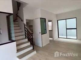3 Bedroom Townhouse for rent at Anasiri Ramkhamhaeng, Khlong Song Ton Nun, Lat Krabang, Bangkok, Thailand