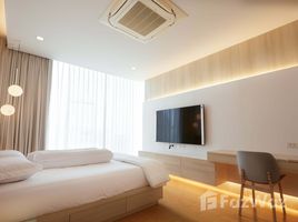 3 Bedroom House for rent at Hem 52 At Rama 9, Bang Kapi, Huai Khwang