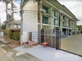 3 Bedroom Townhouse for sale at Leaton Town, Bang Kraso