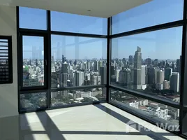2 Bedroom Penthouse for sale at Circle Living Prototype, Makkasan