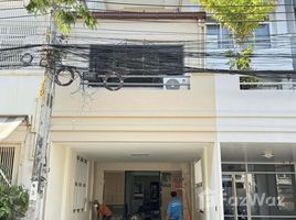 ขายวิลล่า 4 ห้องนอน ใน พลับพลา, กรุงเทพมหานคร, พลับพลา, วังทองหลาง, กรุงเทพมหานคร