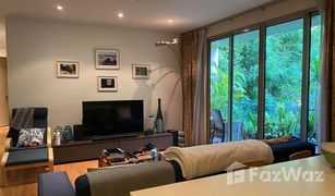 3 Bedrooms Condo for sale in Si Lom, Bangkok The Legend Saladaeng