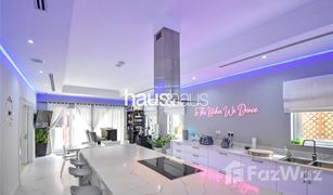 5 Schlafzimmern Villa zu verkaufen in North Village, Dubai Dubai Style