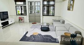 ยูนิตมือสองและให้เช่า