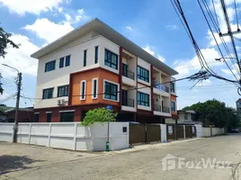 4 Bedroom Townhouse for sale in Khlong Kum, Bangkok, Khlong Kum, Bueng Kum, Bangkok