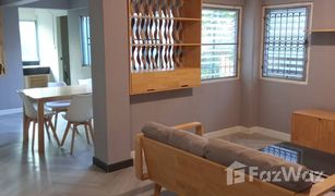 3 Bedrooms Apartment for sale in Lat Yao, Bangkok T.R Court Apartment