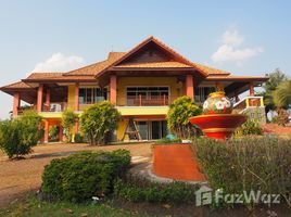 4 Bedrooms Villa for rent in Rim Kok, Chiang Rai 5 Rai property with 3 beautiful houses and mountain views. 