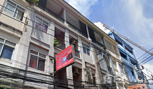 9 Schlafzimmern Reihenhaus zu verkaufen in Patong, Phuket 