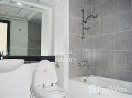 3 спален Квартира на продажу в Tower 34, Al Reef Downtown