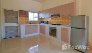 Дом, 3 спальни на продажу в Nong Prue, Паттайя Classic Home 2 Village