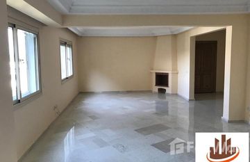 Appartement en vente à Bourgogne Hjajma dans une résidence fermée de 179 m² in Na Anfa, Grand Casablanca