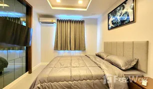 Вилла, 5 спальни на продажу в Nong Prue, Паттая Serenity Jomtien Villas