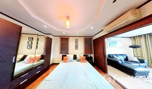 Кондо, 1 спальня на продажу в Phra Khanong Nuea, Бангкок Fragrant 71