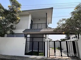 บ้านเดี่ยว 3 ห้องนอน ให้เช่า ในโครงการ ชิคโมเพลส 48, ป่าตัน, เมืองเชียงใหม่, เชียงใหม่, ไทย