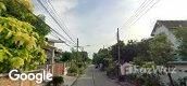 Вид с улицы of Muang Thong 4 (Punna Withi 53)