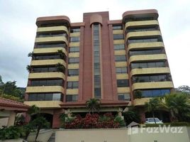 3 침실 Exclusive Porto Fino Condo Jaboncillos Escazu Furnished. 3/3 maids Quarters에서 판매하는 아파트, 에스카이