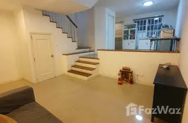 3 chambre(s),Maison de ville à vendre et Plus City Park Rama 9-Hua Mark à Bangkok, Thaïlande