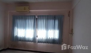 4 Bedrooms Townhouse for sale in Bang Pakok, Bangkok 