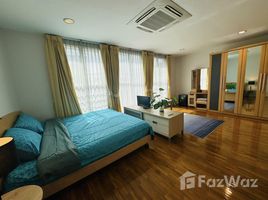 4 спален Таунхаус в аренду в Baan Klang Krung (British Town -Thonglor), Khlong Tan Nuea, Щаттхана, Бангкок