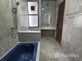 4 спален Дом for rent in King Taksin the Great Statue, Bang Yi Ruea, Khlong San