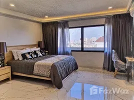 3 chambre Condominium à louer à , Khlong Tan Nuea