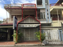 4 Bedroom Townhouse for sale in Phnom Penh, Boeng Kak Ti Pir, Tuol Kouk, Phnom Penh
