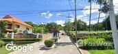 Vista de la calle of Vanich Bayfront Villa